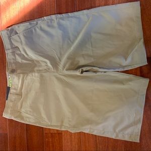 BRAND NEW Under Armour Khaki Short